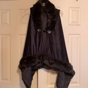 Black faux fur trimmed wrap